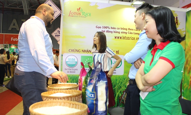 Hàng Việt muốn chinh phục nhà phân phối quốc tế thì phải đạt tiêu chuẩn