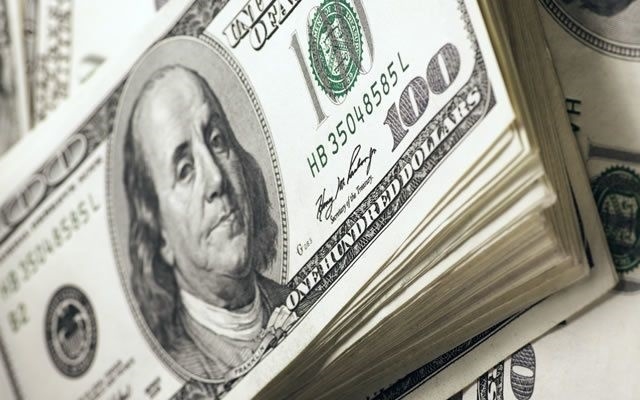 Sáng 14/2, giá USD tại nhiều ngân hàng thương mại theo chiều hướng đi xuống (Ảnh: Internet)