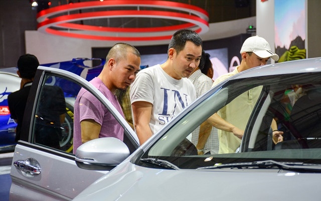 Tháng đầu năm 2019, người Việt mua sắm gần 40.300 ô tô (Ảnh: Internet)
