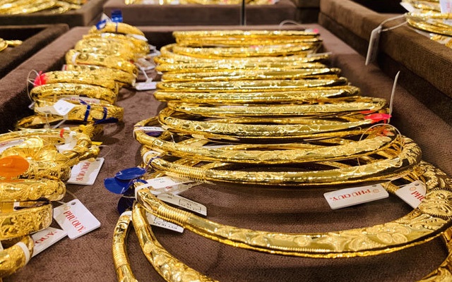 Giá vàng giảm do chịu áp lực chốt lời (Ảnh: Internet)