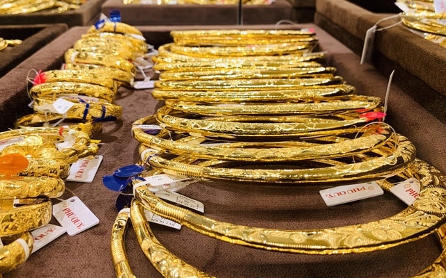 Giá vàng giảm do chịu áp lực chốt lời (Ảnh: Internet)