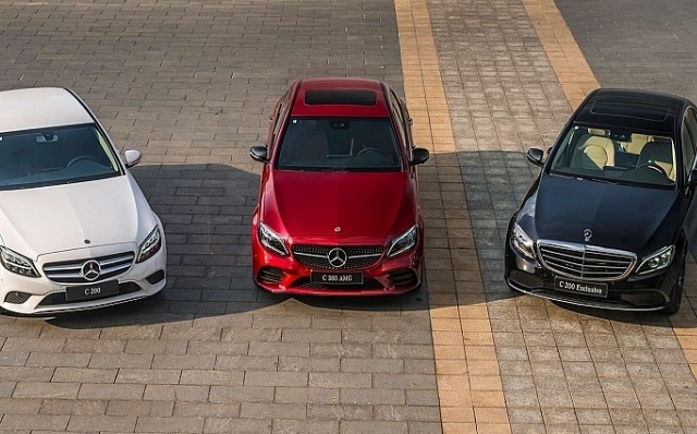Mercedes-Benz C-Class 2019 chính thức ra mắt thị trường Việt Nam với 3 phiên bản C 200, C 200 Exclusive và C 300 AMG. Giá bán lần lượt là 1,499, 1,709 và 1,897 tỷ đồng.