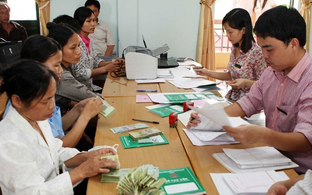 Ngân hàng Chính sách xã hội nâng mức cho vay tối đa đối với hộ nghèo từ 50 triệu đồng/hộ lên 100 triệu đồng/hộ vay không phải bảo đảm tiền vay (Ảnh Internet)