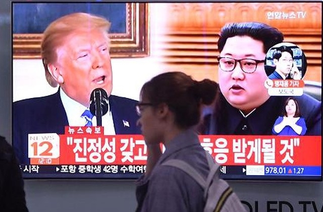 Ngày 28/2, thị trường chứng khoán Nhật Bản và Hàn Quốc đã bất ngờ giảm điểm sau khi có tin tức về những khó khăn xuất hiện tại hội nghị thượng đỉnh Mỹ - Triều lần thứ hai diễn ra tại Hà Nội (Ảnh: Internet)