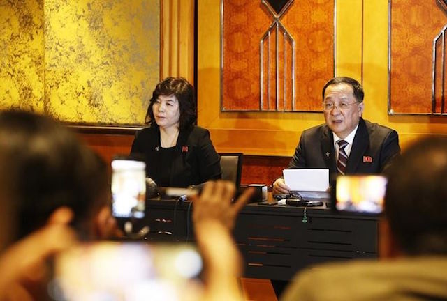 Bộ Ngoại giao Triều Tiên tổ chức họp báo tại Melia (Ảnh: TTXVN)