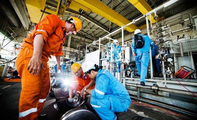 Cán bộ kỹ sư khối sản xuất luôn tối ưu hóa công nghệ trong vận hành và chủ động bảo dưỡng