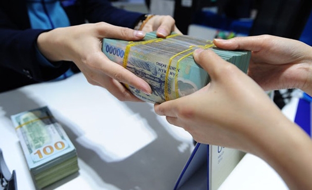 Nhiều DN vẫn đang phải vay vốn ngân hàng với lãi suất rất cao