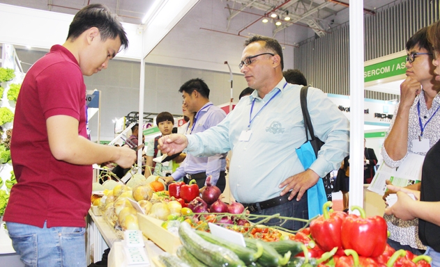 Các nhà nhập khẩu ngoại quan tâm đến nông sản Việt