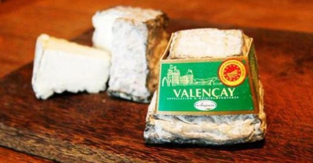 Sản phẩm bị thu hồi khi nhập khẩu về Việt Nam có tên là Valencay Aoc Affine Hardy không đảm bảo an toàn thực phẩm (Ảnh Internet)