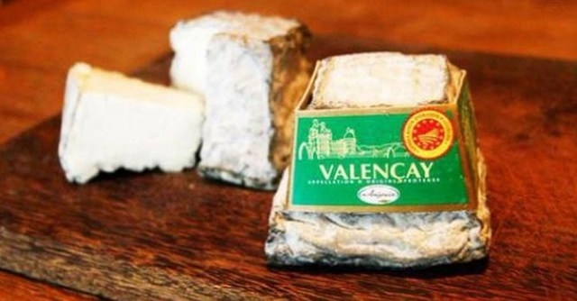 Sản phẩm bị thu hồi khi nhập khẩu về Việt Nam có tên là Valencay Aoc Affine Hardy không đảm bảo an toàn thực phẩm (Ảnh Internet)