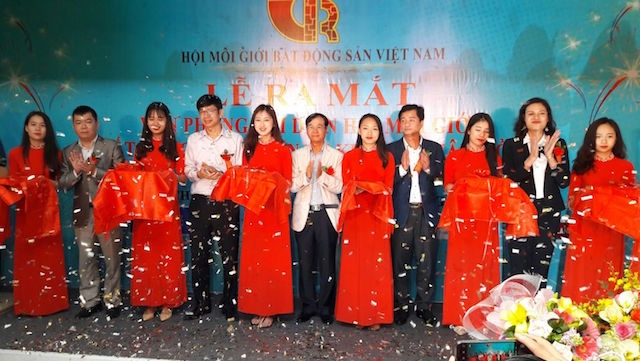 Văn phòng đại diện Hội Môi giới bất động sản Việt Nam có mặt tại Vân Đồn sẽ giúp thị trường minh bạch, lành mạnh hơn