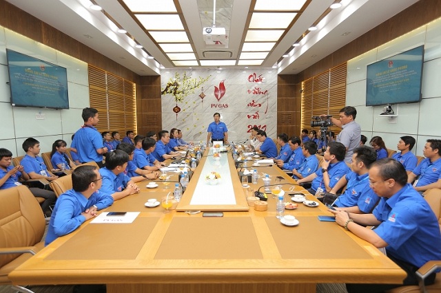 Đồng chí Lê Quốc Phong, Ủy viên dự khuyết Trung ương Đảng, Bí thư thứ nhất Trung ương Đoàn TNCS Hồ Chí Minh thăm và làm việc với Đoàn PVN