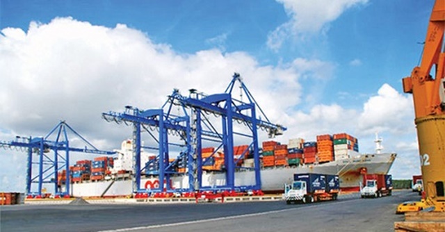 Tính từ đầu năm đến ngày 19/3, tổng trị giá xuất nhập khẩu hàng hóa của Việt Nam đã cán mốc 100 tỷ USD (Ảnh: Internet)