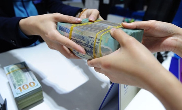 Các ngân hàng đang chiếm khoảng 88% cho vay tín dụng tiêu dùng