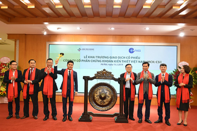 CSI chính thức chào sàn ngày 15/3