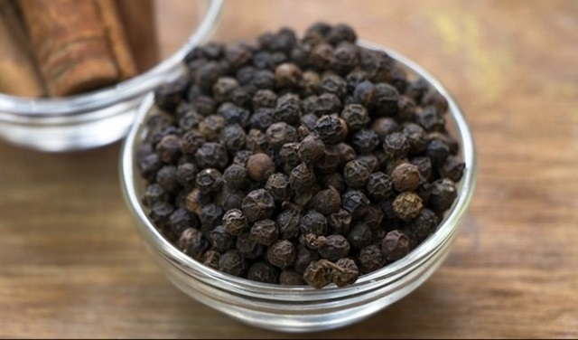 Giá hồ tiêu ngày 26/3 giảm mạnh 500 - 1.000 đồng/kg (Ảnh Internet)