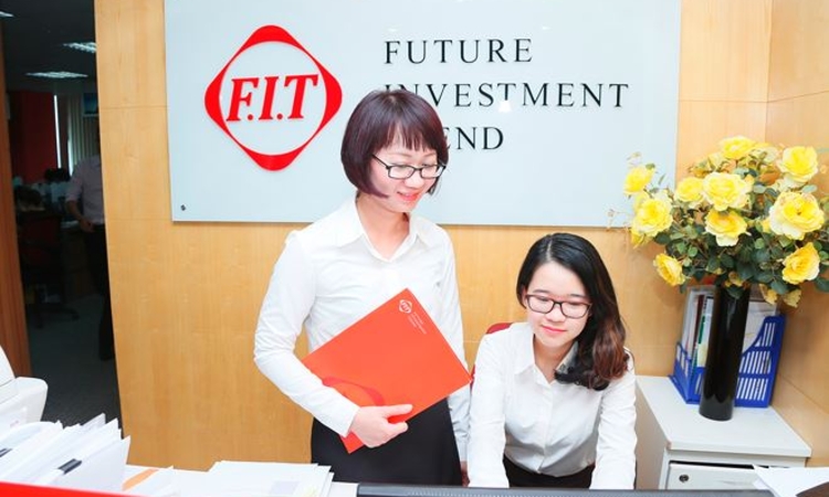 F.I.T tăng trần tại vùng trũng thông tin