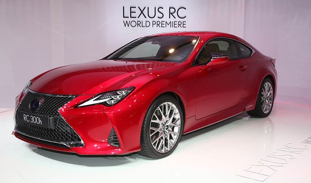 Lexus Việt Nam giới thiệu mẫu xe coupe thể thao hạng sang RC 2019