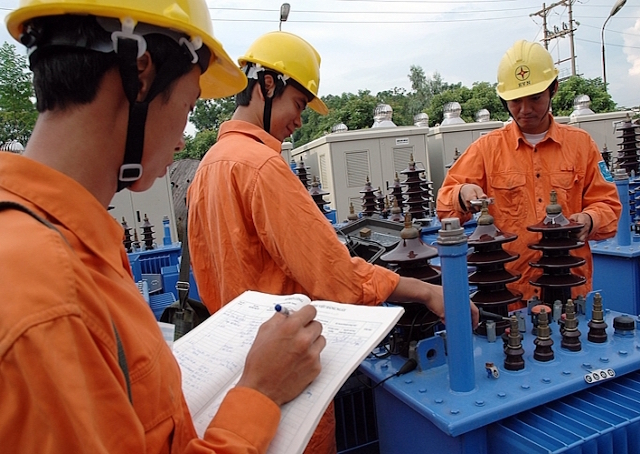 EVN sẽ huy động các nguồn điện chạy dầu (Ảnh: Internet)