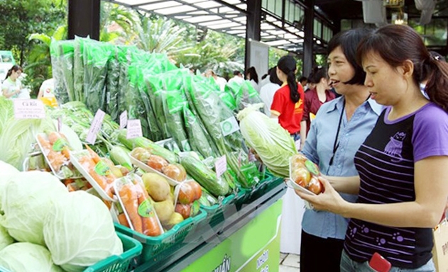 Đáp ứng được tiêu chuẩn chất lượng nhưng nông sản vẫn khó vào siêu thị