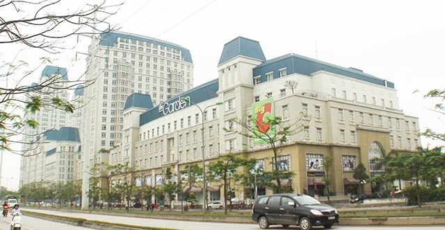 Cửa hàng truyền thống chiếm 90% diện tích trung tâm thương mại