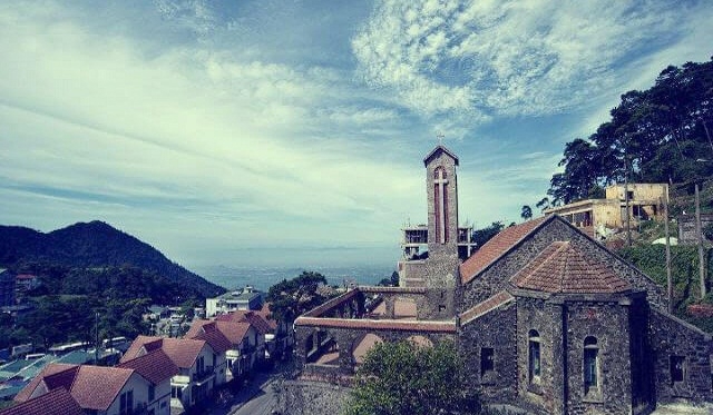 Thị trấn cổ dưới chân núi Tam Đảo hùng vĩ (Ảnh sưu tầm)