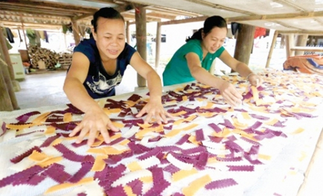 Bánh Khẩu xén - một đặc sản của đồng bào Thái Tây Bắc