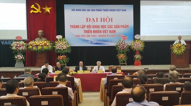 Thành lập Hội Khoa học các sản phẩm thiên nhiên Việt Nam