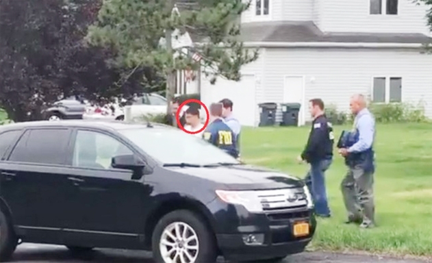 FBI bắt và khám nhà Zheng ở Niskayuna (New York)