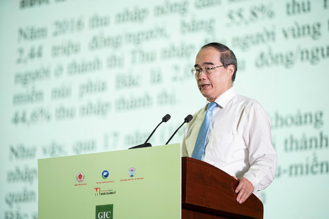 Ủy viên Bộ Chính trị, Bí thư Thành ủy TP.HCM Nguyễn Thiện Nhân phát biểu tại Hội nghị