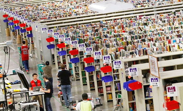 Những kho hàng của Amazon chưa thể thiếu vắng con người