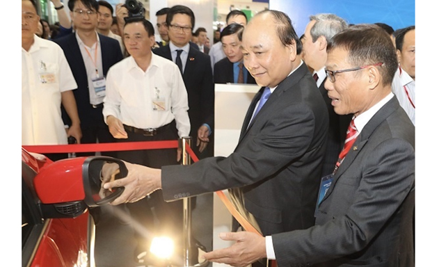 Thủ tướng nhấn mạnh khu vực kinh tế tư nhân cần phải được tạo bình đẳng, bảo vệ, khích lệ và trao cơ hội