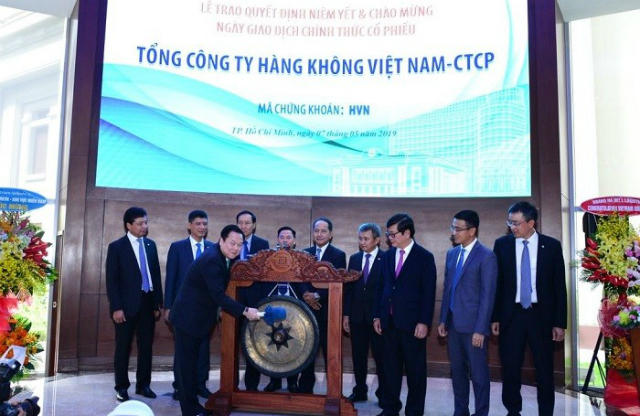 HVN chính thức giao dịch trên HoSE