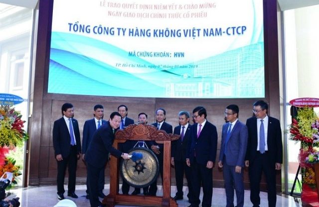 HVN chính thức giao dịch trên HoSE