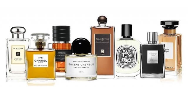 UBND TP.HCM cho rằng, điện thoại di động, nước hoa, mỹ phẩm là những mặt hàng phải đánh thuế tiêu thụ đặc biệt. (Ảnh Internet)