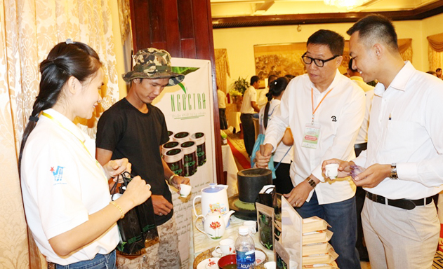 Người khởi nghiệp cần học từ thành công của người khác để tìm ra con đường cho riêng mình chứ không sao chép