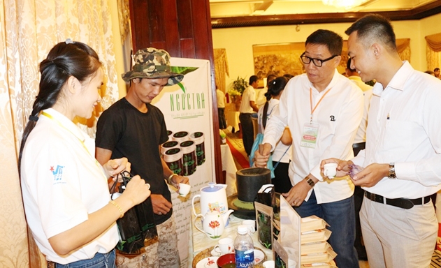 Người khởi nghiệp cần học từ thành công của người khác để tìm ra con đường cho riêng mình chứ không sao chép