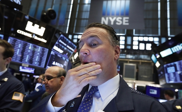 Chứng khoán Mỹ đỏ lửa khi Trung Quốc tuyên bố thuế quan trả đũa (Ảnh Internet)