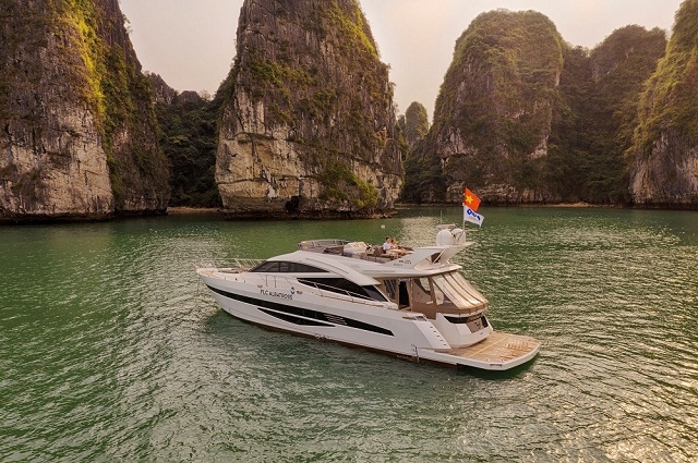 Thiết kế sang trọng và hiện đại của Galeon 660 fly