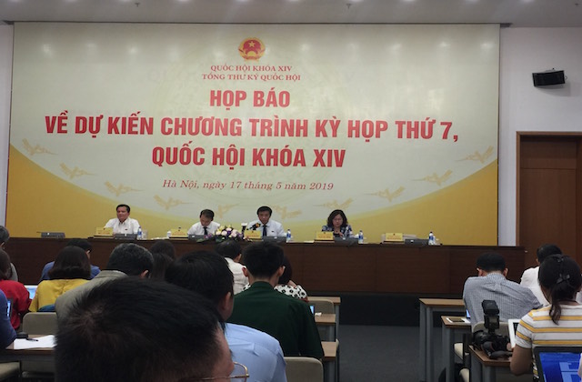 Toàn cảnh họp báo