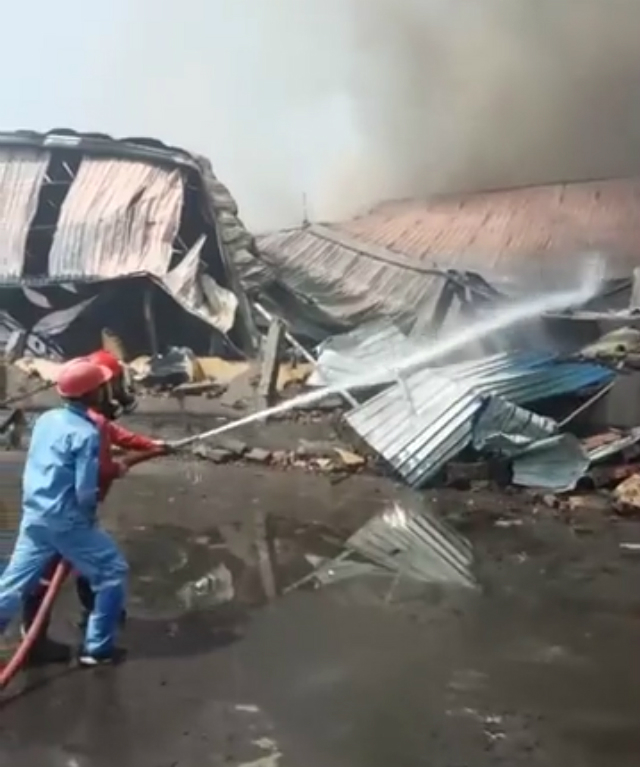 Nguyên nhân vụ cháy đang được điều tra làm rõ