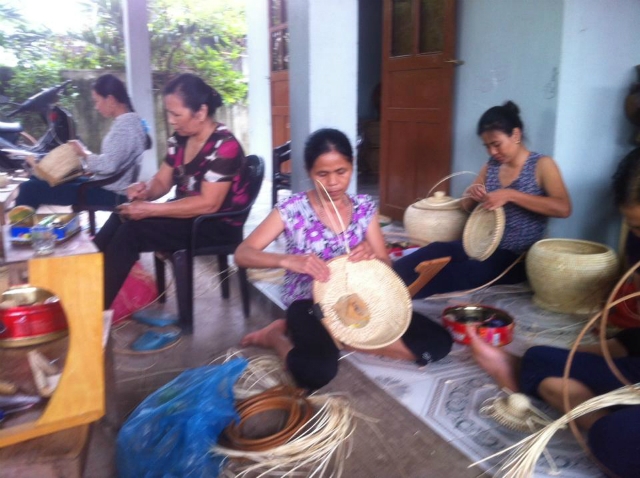 Sản phẩm của HTX luôn bảo đảm các yếu tố “thẩm mỹ - tiện dụng - thân thiện’’ với môi trường