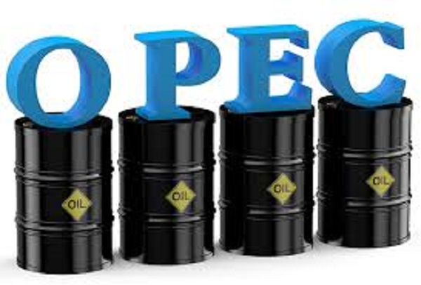 Giá dầu thô ngày 20/5 chạm đỉnh nhiều tuần trước khi giảm vào cuối phiên khi OPEC ám chỉ khả năng cao sẽ duy trì chính sách giảm sản lượng, trong bối cảnh căng thẳng ở Trung Đông đang leo thang (Ảnh Internet)