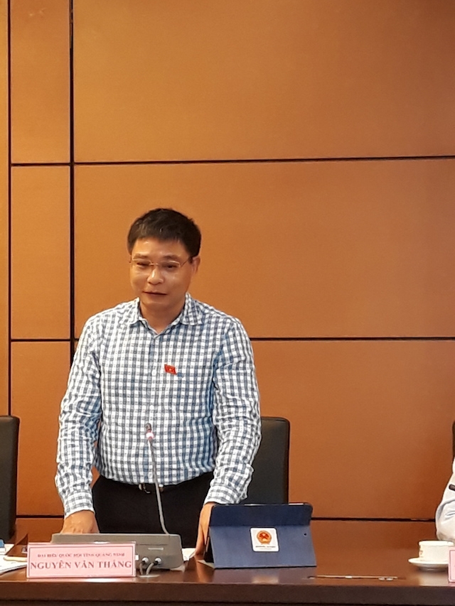 Đại biểu Nguyễn Văn Thắng phát biểu tại