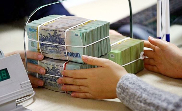 Giảm lượng tiền mặt đang lưu hành trong dân để hạn chế tín dụng đen