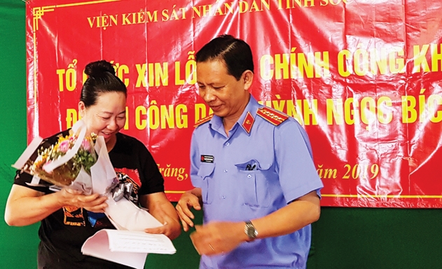 Bà Huỳnh Ngọc Bích chấp nhận lời xin lỗi của Viện KSND tỉnh Sóc Trăng