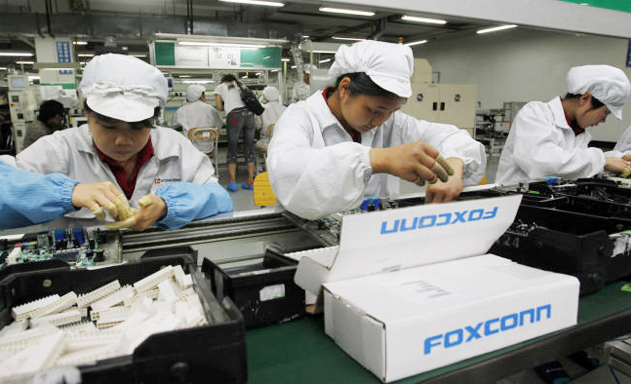 Apple, Foxconn sẵn sàng di dời cơ sở lắp ráp iPhone ra ngoài Trung Quốc