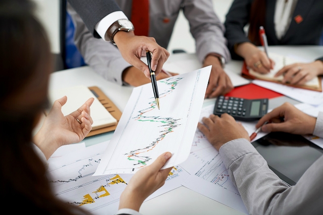 Vẫn còn nhiều băn khoăn liên quan đến CW