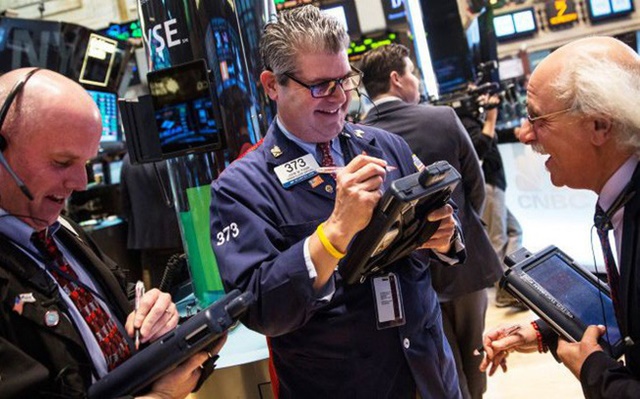 S&P 500 chứng kiến đà lao dốc dài nhất kể từ cuối tháng 5 (Ảnh Internet)