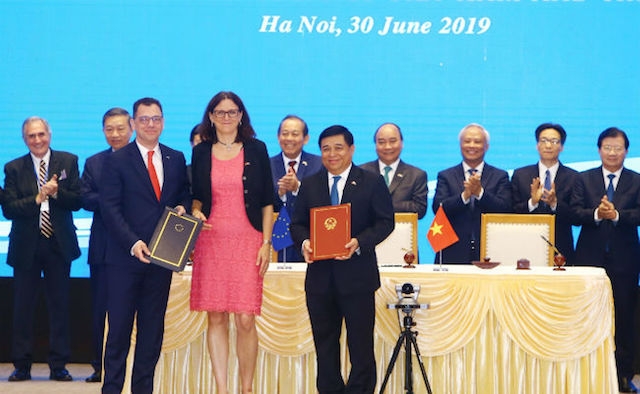 Việt Nam và Liên minh châu Âu Chính thức ký kết EVFTA và IPA